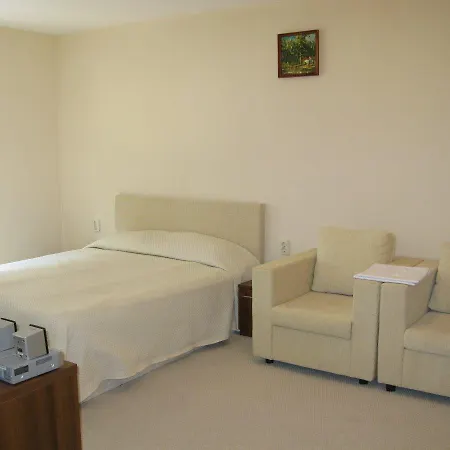 Evridika 3*